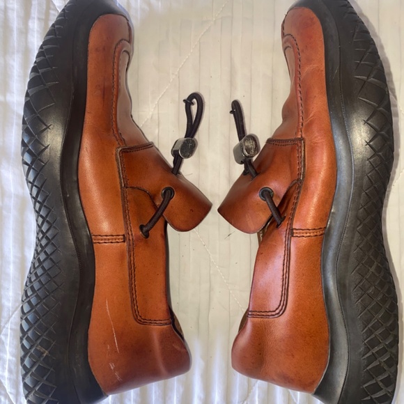 Prada Women’s Slip-On Loafer w/Vibram sole 90s style - Picture 8 of 9